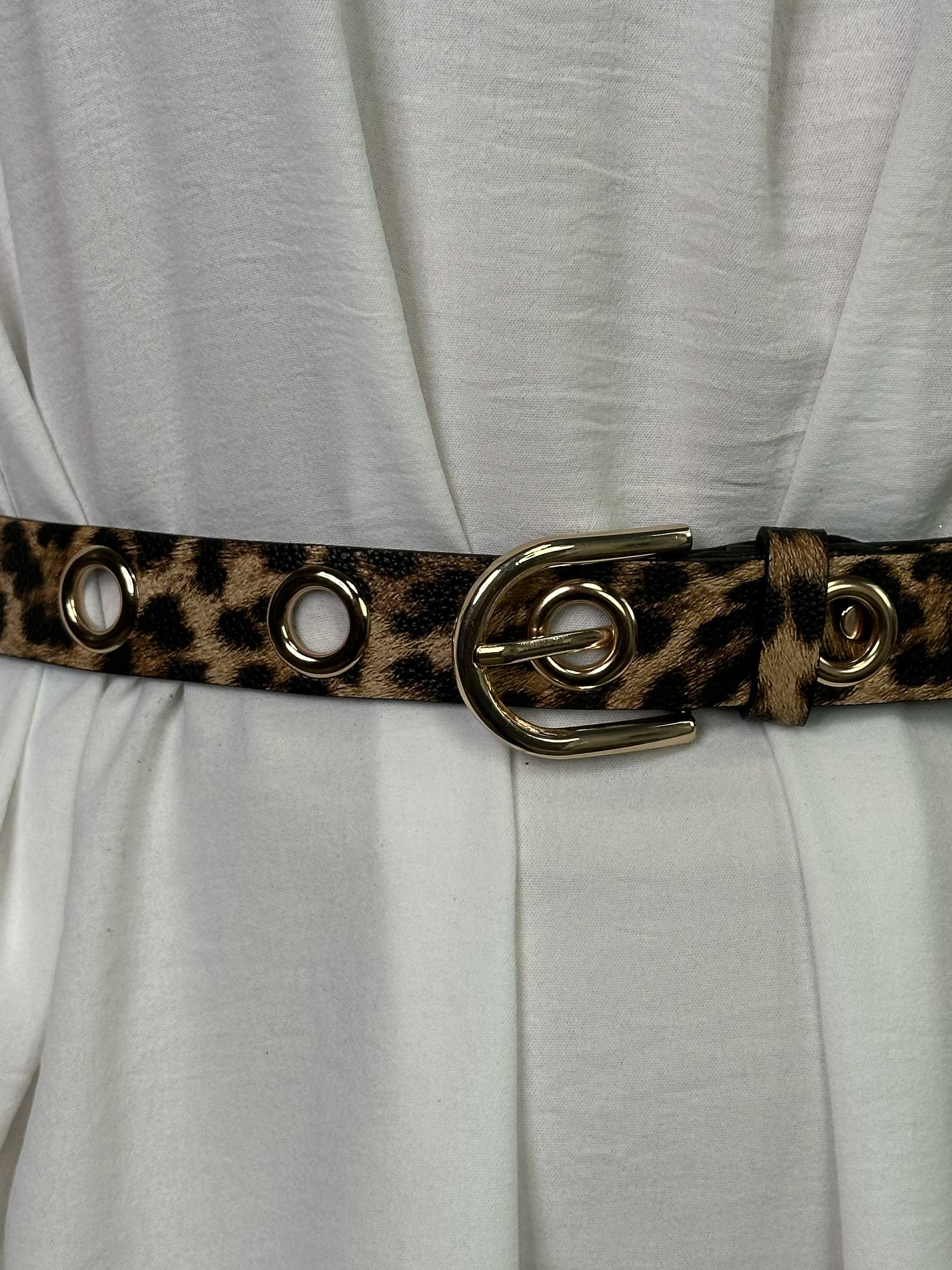 Kourtney - Bælte i dyreprint detaljeret med metalringe